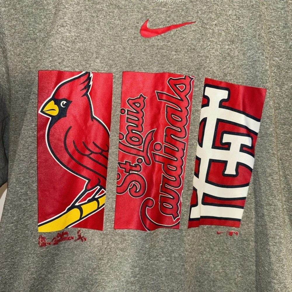 St. Louis Cardinals Baseball MLB The Nike Tee Boys Med Gray Short Sleeve Dri-fit